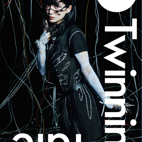 アイドル REIRIE 1ST ALBUM TWINNING FATE REIRIE 1st Album Twinning Fate-REI- – GROVE STORE
