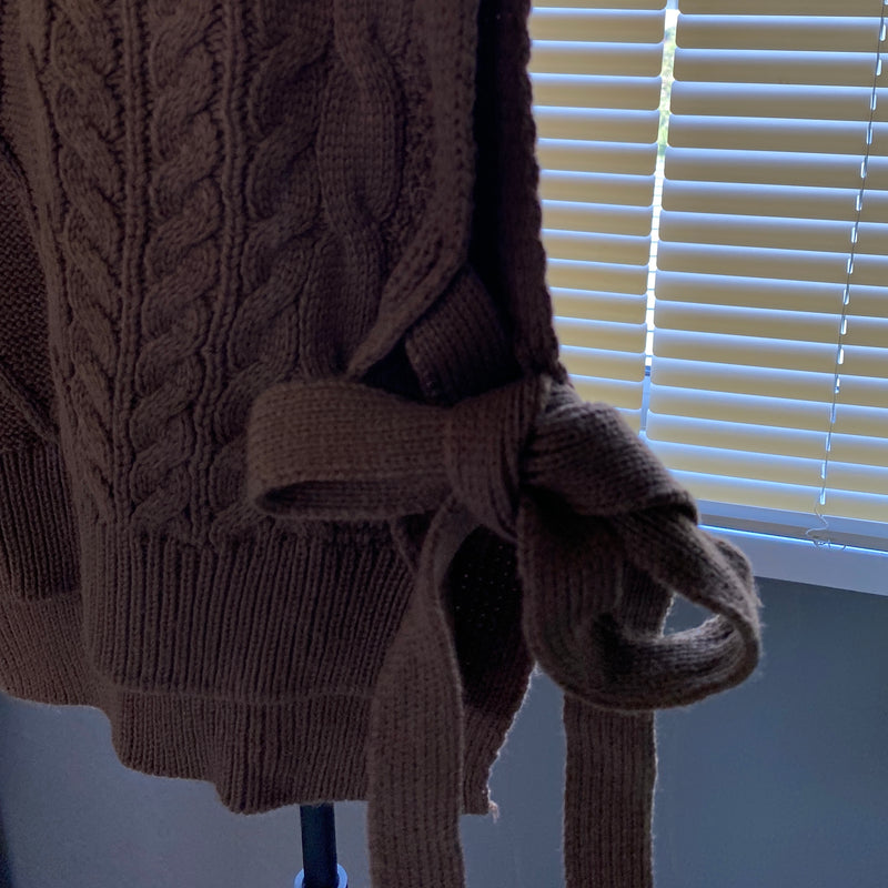 Miyu cable knit vest